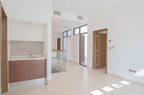 5 Bedrooms Villa in West Yas