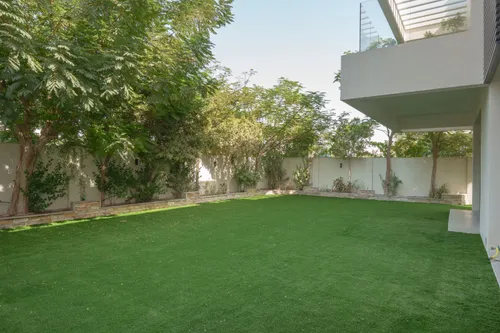 5 Bedrooms Villa in West Yas