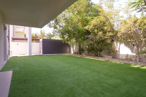 5 Bedrooms Villa in West Yas