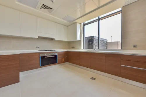 5 Bedrooms Villa in West Yas