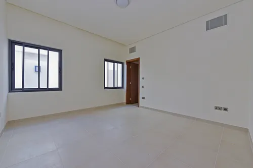 5 Bedrooms Villa in West Yas