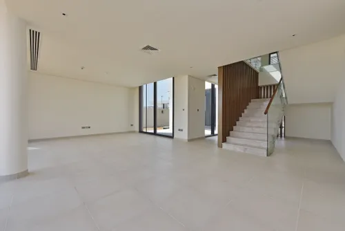 5 Bedrooms Villa in West Yas