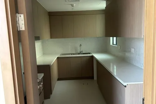 3 Bedrooms Apartment in Naseem Residence