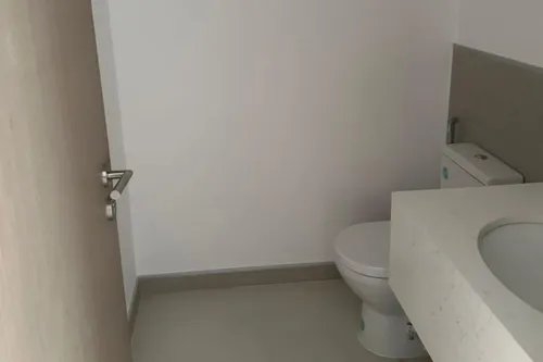 3 Bedrooms Apartment in Naseem Residence