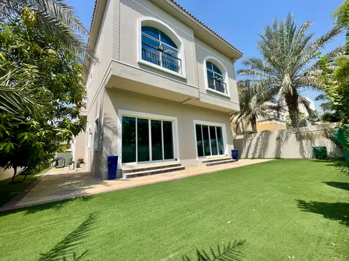 5 Bedrooms Villa in The Aldea