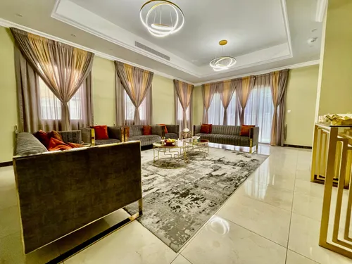 5 Bedrooms Villa in The Aldea