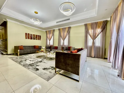 5 Bedrooms Villa in The Aldea