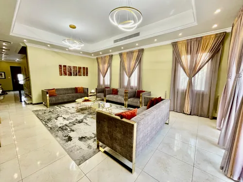 5 Bedrooms Villa in The Aldea