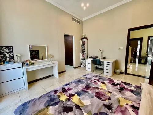 5 Bedrooms Villa in The Aldea
