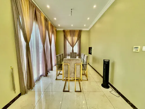 5 Bedrooms Villa in The Aldea