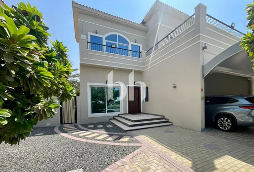 Custom Build 5 bed | Park Location | Large Plot
