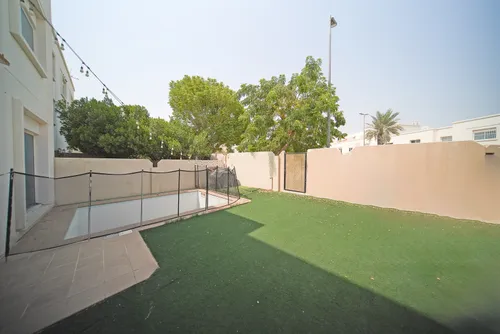 5 Bedrooms Townhouse in Arabian Style