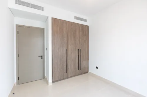 4 Bedrooms Townhouse in Aura 1