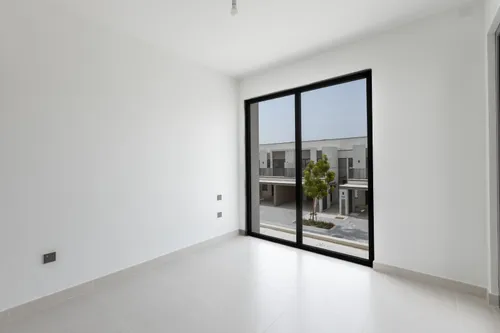 4 Bedrooms Townhouse in Aura 1