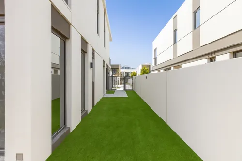 4 Bedrooms Townhouse in Aura 1