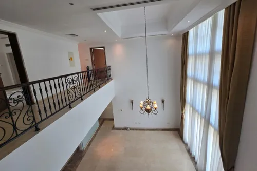 4 Bedrooms Villa in Jumeirah Islands