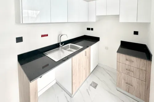 Brand New | Ready To Move | 1 Bed Townhouse
