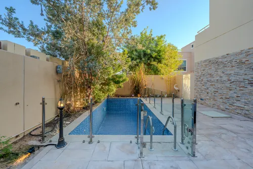 5 Bedrooms Villa in Al Ward