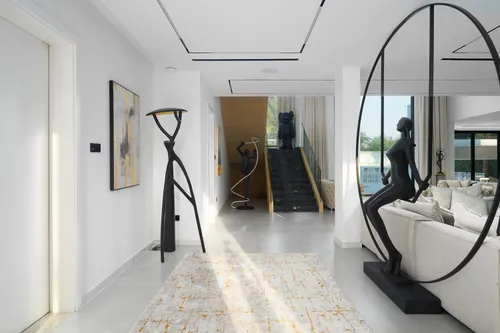 4 Bedrooms Villa in Garden Hall