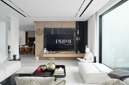 4 Bedrooms Villa in Garden Hall