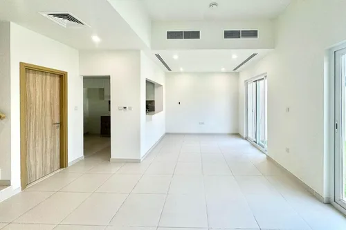 3 Bedrooms Townhouse in Amaranta 2