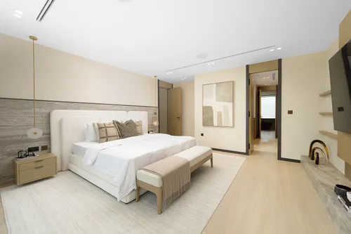 5 Bedrooms Villa in Garden Hall