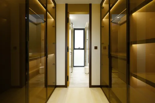 5 Bedrooms Villa in Garden Hall