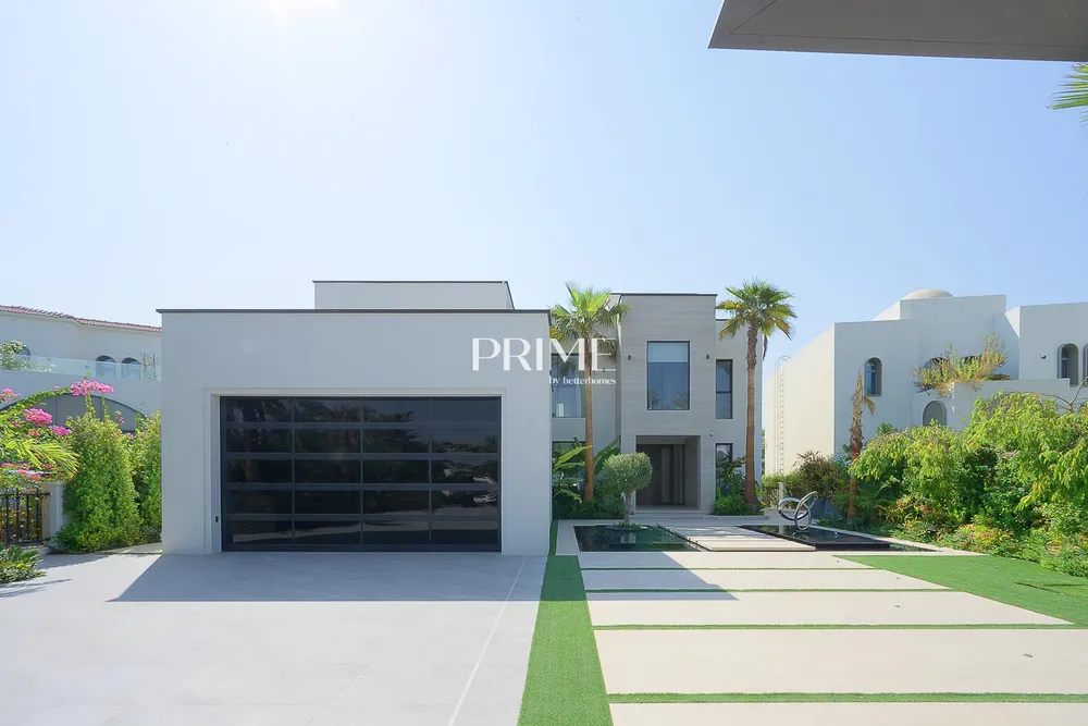 5 Bedrooms Villa in Garden Hall