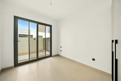 5 Bedrooms Villa in Tilal Al Ghaf