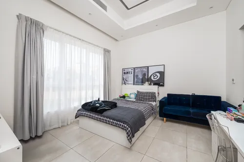 5 Bedrooms Villa in Hacienda