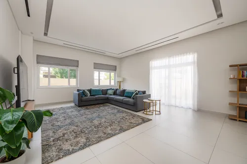 5 Bedrooms Villa in Hacienda
