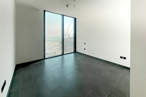 2 Bedrooms Apartment in The Crest Tower C