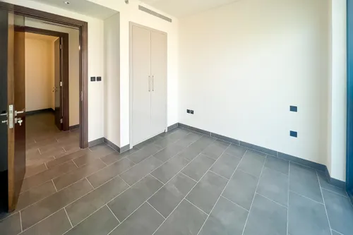 2 Bedrooms Apartment in The Crest Tower C
