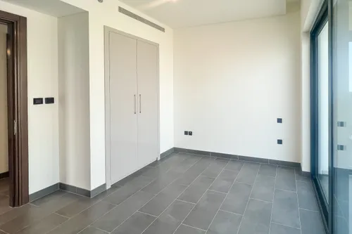 2 Bedrooms Apartment in The Crest Tower C
