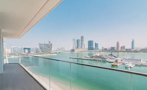 2 Bedrooms Apartment in Palace Beach Residence Tower 1