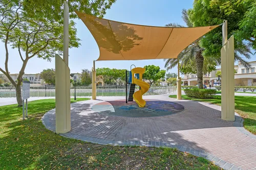 3 Bedrooms Townhouse in Springs 11
