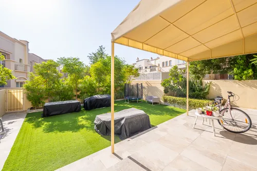 3 Bedrooms Townhouse in Springs 11