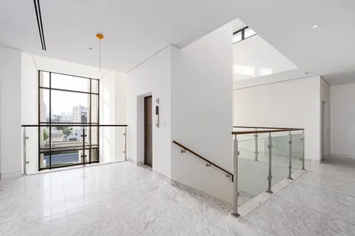 4 Bedrooms Villa in District One Phase III A