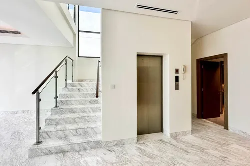 4 Bedrooms Villa in District One Phase III A