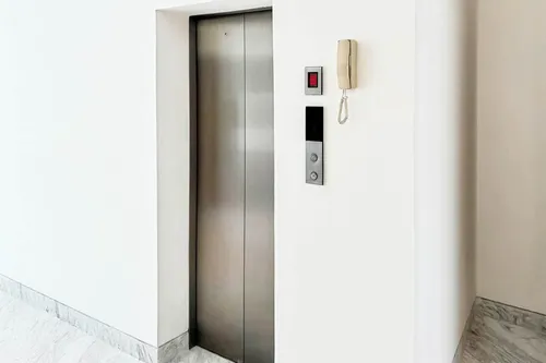 4 Bedrooms Villa in District One Phase III A