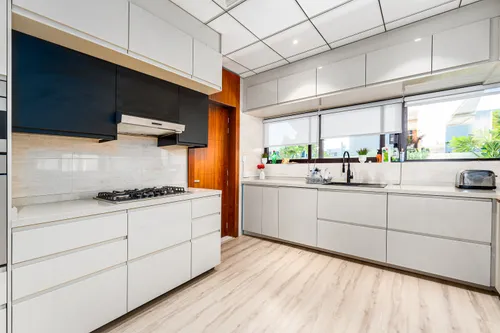 5 Bedrooms Villa in Picadilly Green