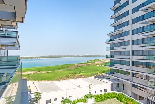 1 Bedroom Apartment in Mayan 1