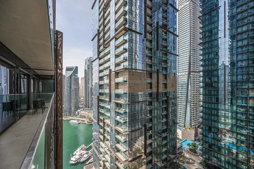 2 Bedrooms Apartment in Marina Gate 1