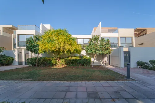 3 Bedrooms Villa in Faya at Bloom Gardens