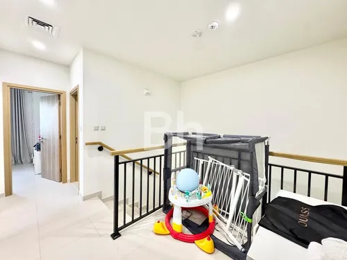4 Bedrooms Villa in Amaranta 1