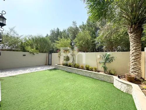 4 Bedrooms Villa in Amaranta 1