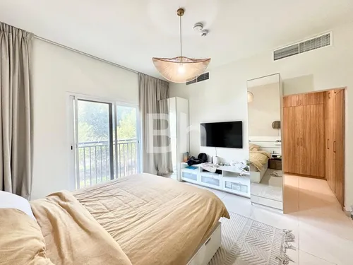 4 Bedrooms Villa in Amaranta 1