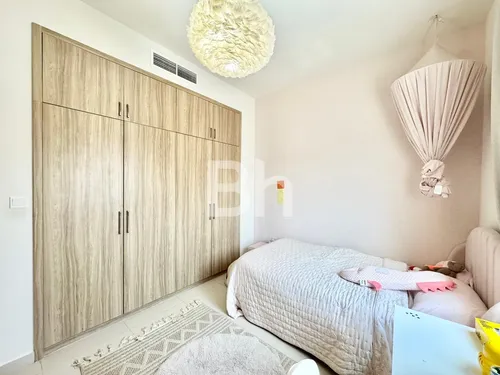 4 Bedrooms Villa in Amaranta 1