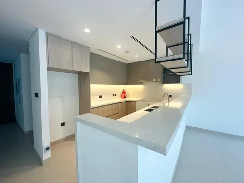 Aura Gardens | Available Now | Close To Park