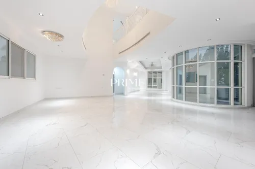 5 Bedrooms Villa in Umm Suqeim 2 Villas